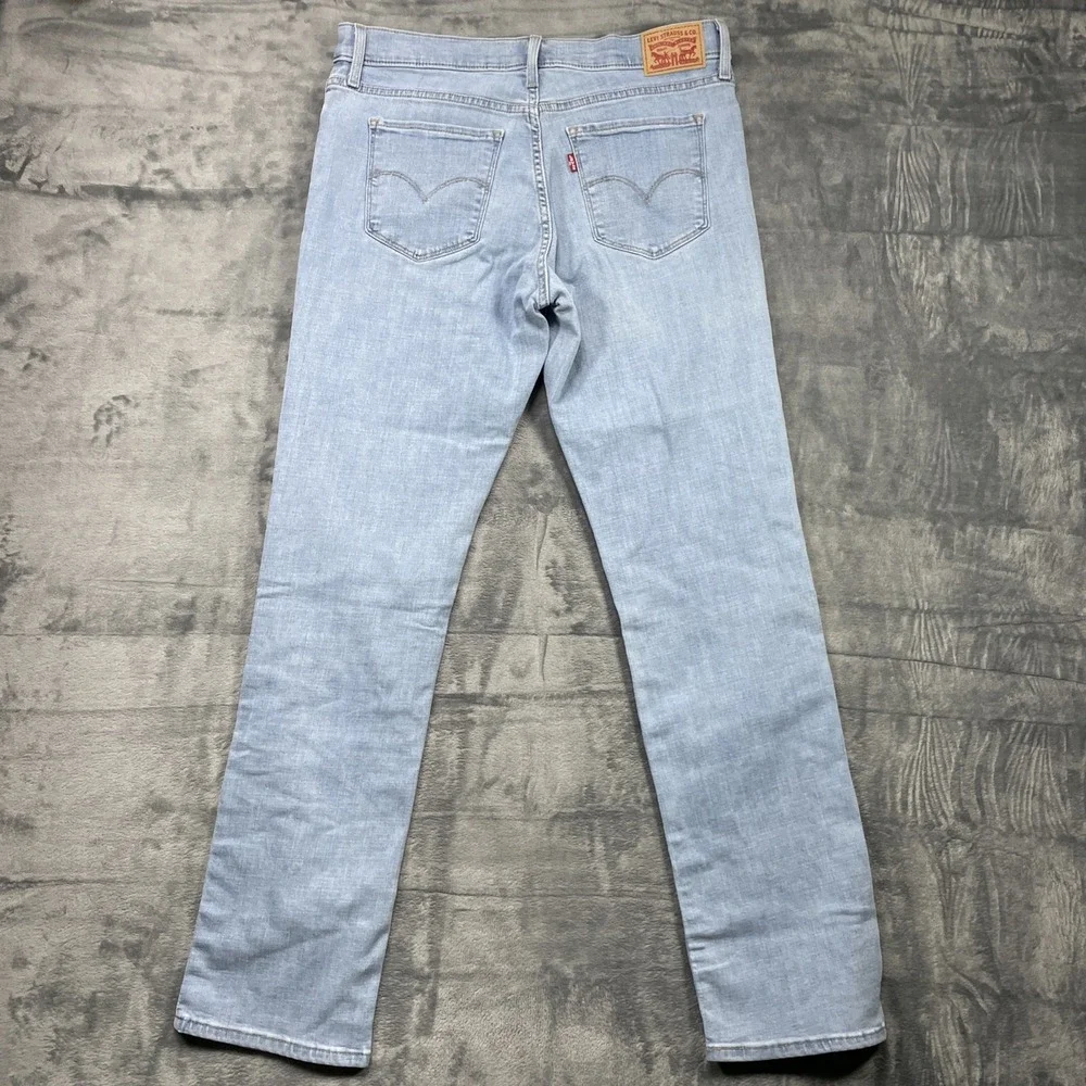 Levis product pair